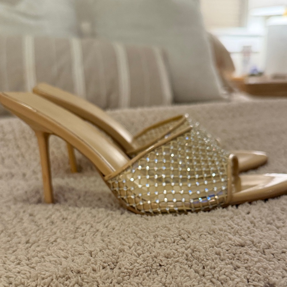 RAYE Tan Mesh Women's Heels - Picture 4 of 4